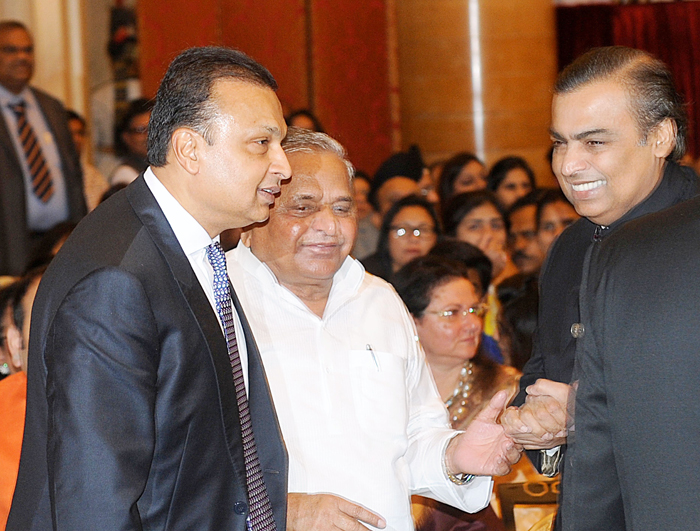With both UP CM, Akhilesh Yadav and his uncle Shivpal Yadav 