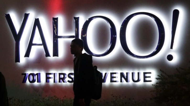 Ex Yahoo Employee Says Woman CEO Tried To Get Rid Of Male Workers Reuters