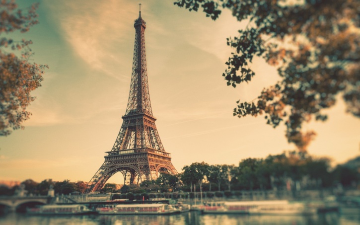 Eiffel tower filter