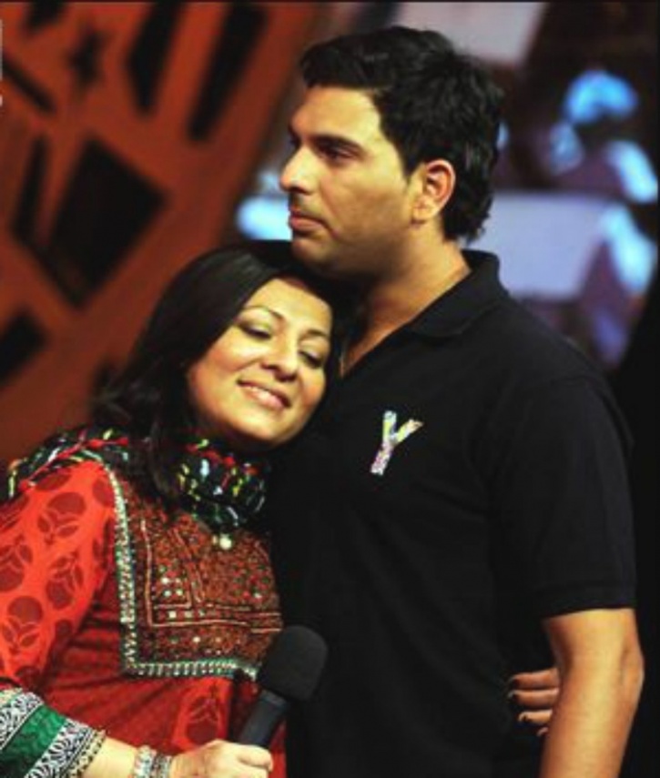 Yuvraj Singh with mother