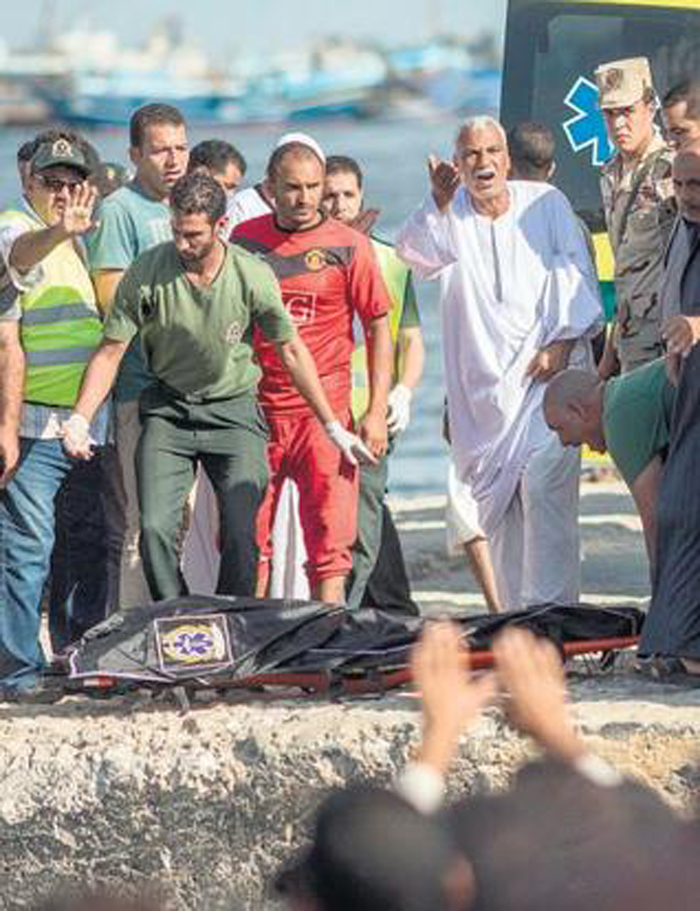 162 Bodies Recovered After Boat With Migrants Capsizes Off Egypt's ...