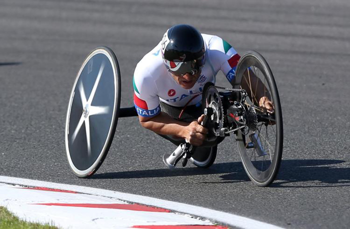 Alex Zanardi Wins Paralympic Gold
