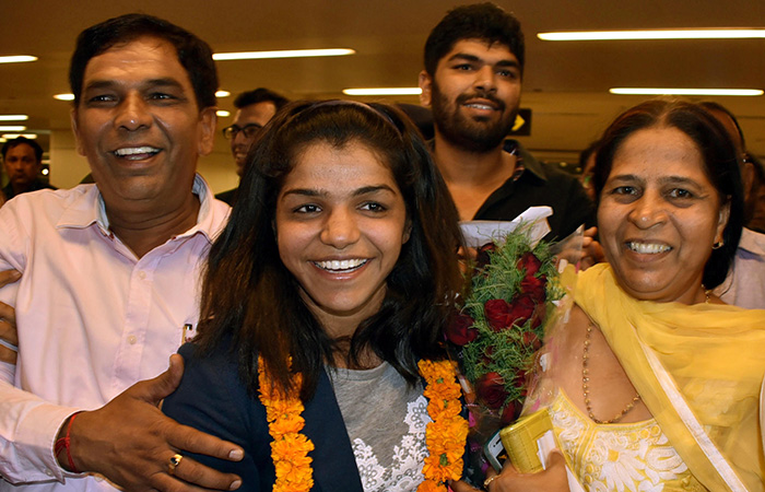 Sakshi Malik With Her Parents