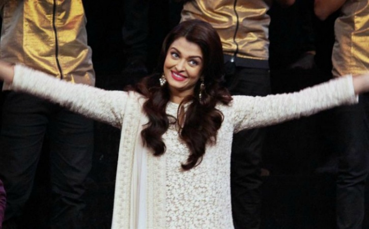 This Old Slam Book Entry Of Aishwarya Rai Spills A Lot Of Her Secrets ...