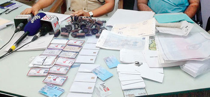 Raid Leads To Man With Over 1 L Fake Ids