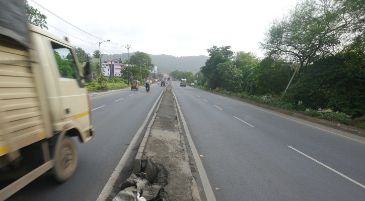 Ghodbunder Road