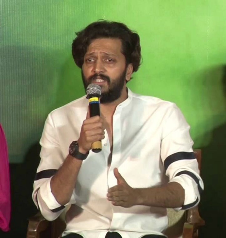 Ritesh Deshmukh Expresses His Anger Over Unfortunate Deaths Of 60 Kids At  Gorakhpur Hospital