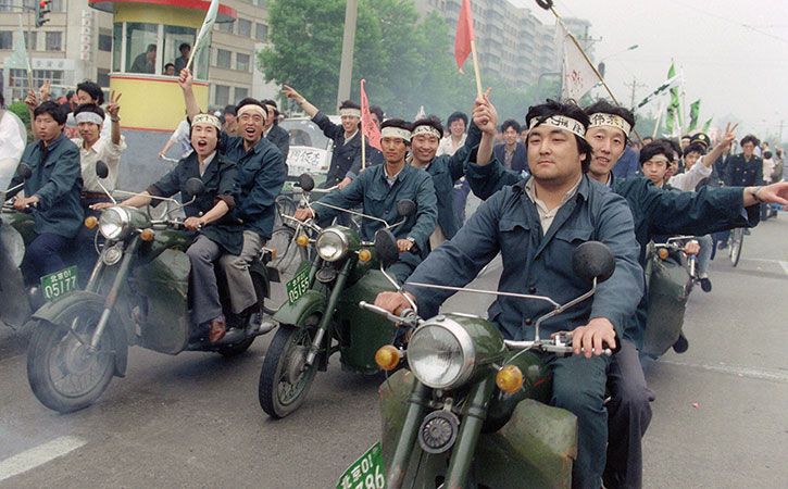 10000 Killed In China 1989 Tiananmen Crackdown