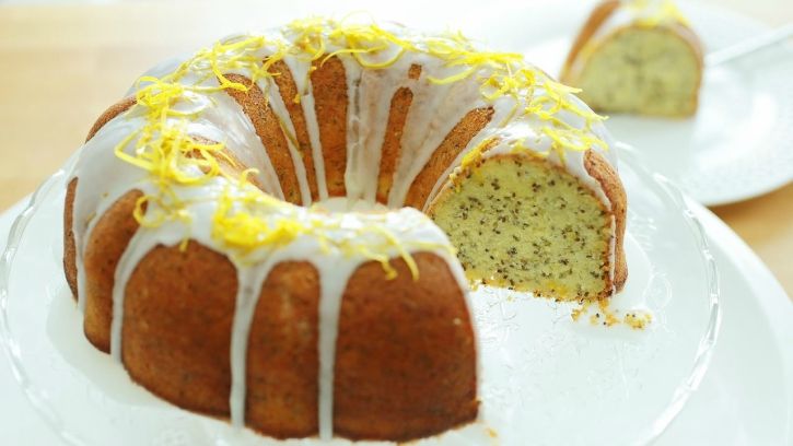 7 Healthy But Delicious Cake Recipes Swaps You Need To Make This Festive Season