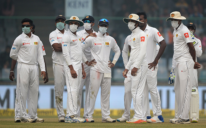 Cricketers Vomiting After Fielding In Smoggy Delhi