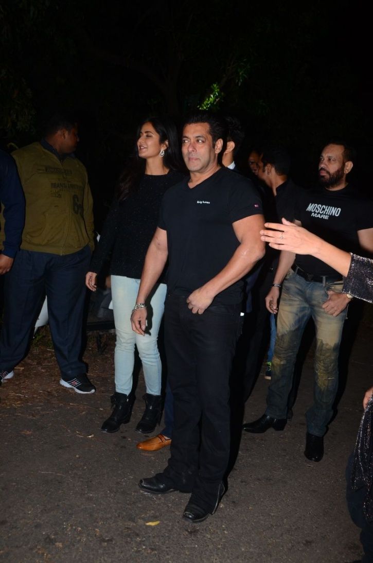 Salman Khan Rings In His 52nd Birthday At Panvel Farmhouse With Katrina ...