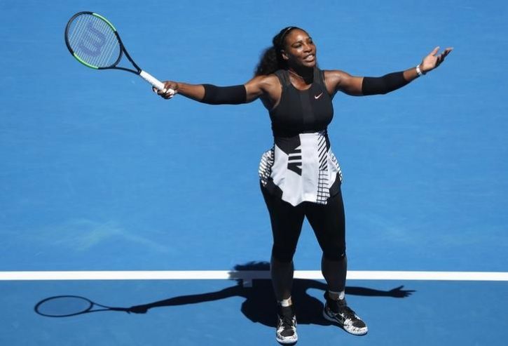 Serena make comeback at Australian Open