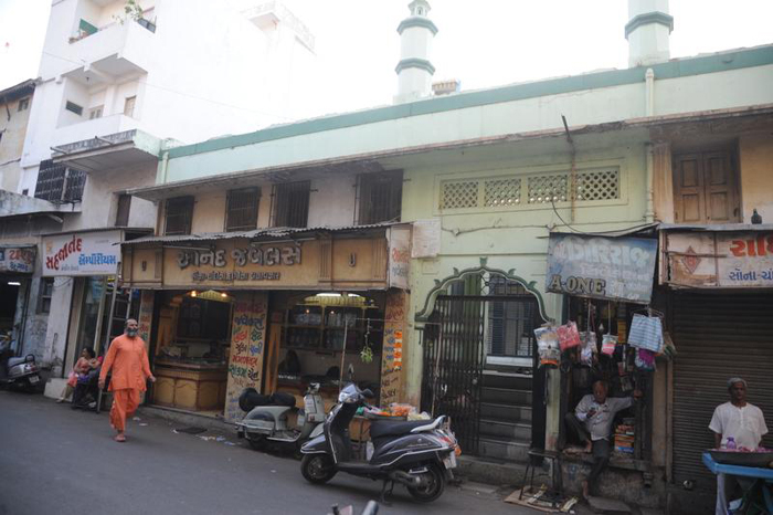 silent mosque in Ahmedabad