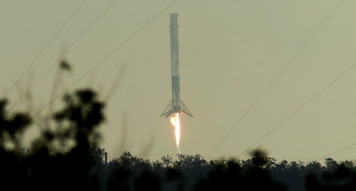 SpaceX Falcon 9 rocket lands successfully at Cape Canaveral Base