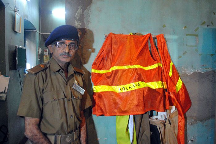 Kolkata’s very own civilian fireman