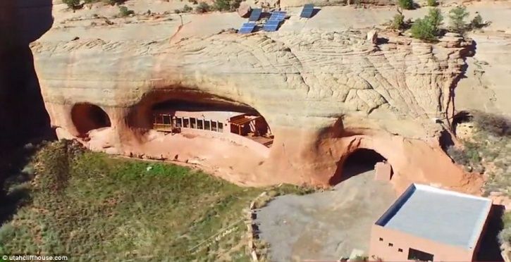 There's A House Carved Into A Mountain And It Looks Exactly Like The ...