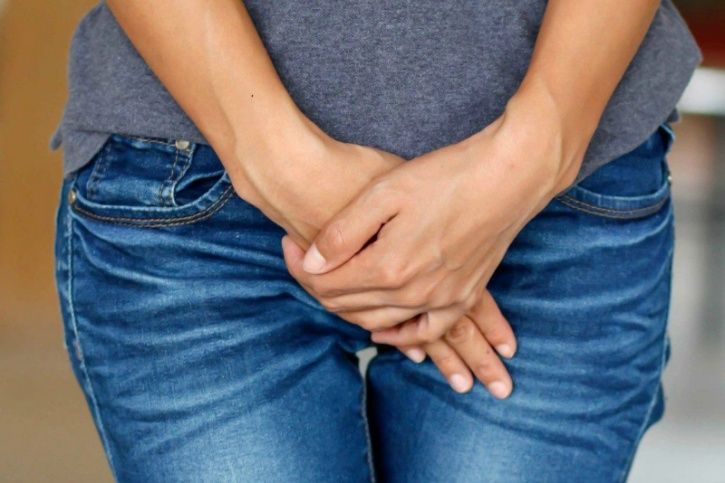 Is it possible to train your bladder to hold on to your pee?