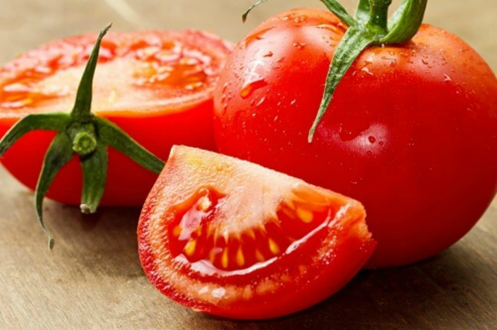 10 Unbelievable Health Benefits of Tomatoes That Should Make Them A Part Of Your Daily Diet