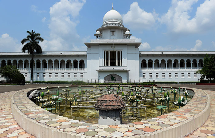 Lady Justice Statue Removed From Bangladesh's Supreme Court After ...