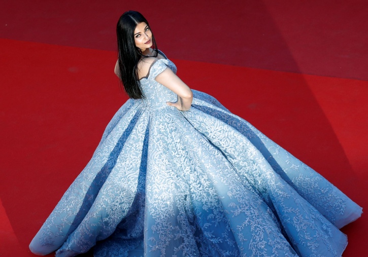 Aishwarya Rai Bachchan at Cannes red carpet 2017