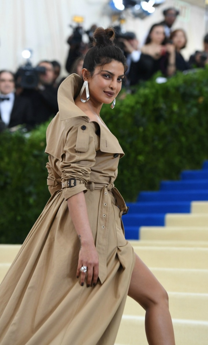 Priyanka Chopra in Ralph Lauren : r/BollywoodFashion