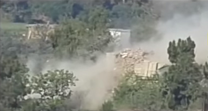 Indian Army destroys pakistani bunker
