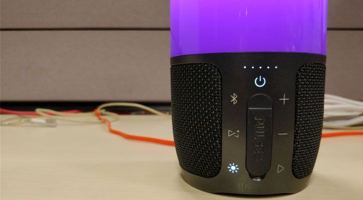 JBL Pulse 3 Is Great For House Parties 
