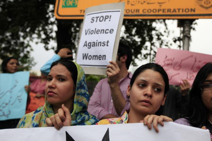 woman killing law pakistan