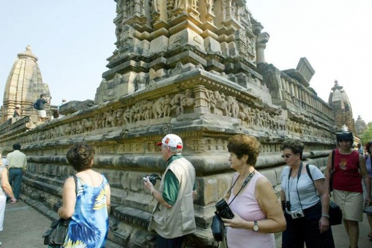 Khajuraho Tourists