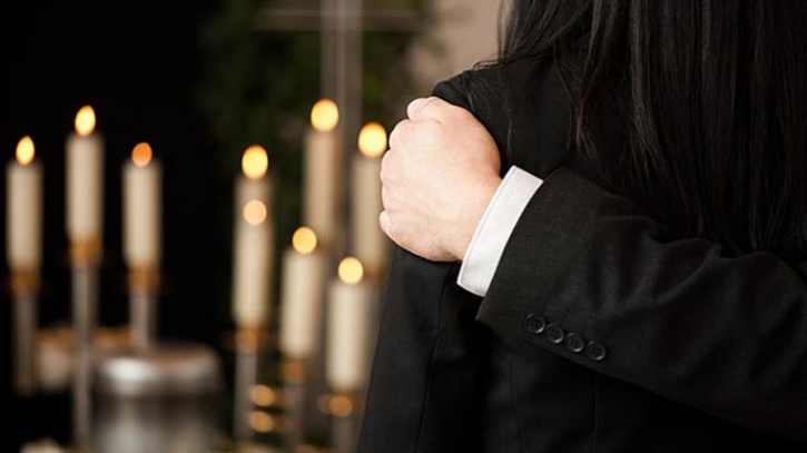 Indian Companies Are Now Giving Bereavement Leave To Help Employees 
