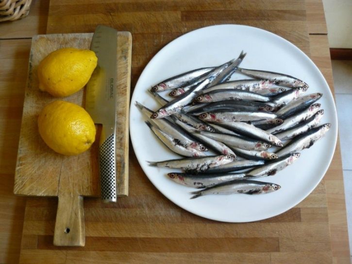 Here’s a list of foods that are loaded with these two amino acids that you’re ought to consume if you’re starting off with a diet:   Anchovies