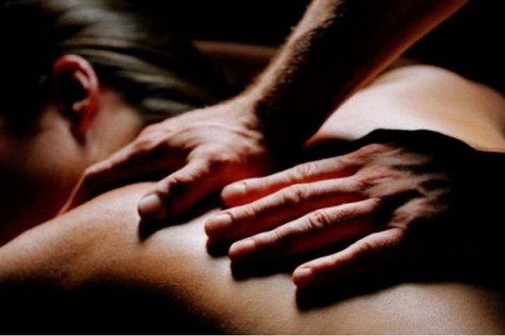 Massage your way into the act Nothing feels better than a full-body massage. Extra points when it’s from the person you love! To fuel a deeper connection, make the massage the highlight of the night. Afterward, sex will feel that much better.