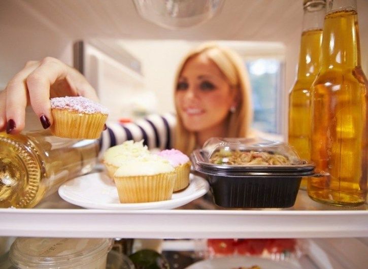 5 Ingenious Tips And Tricks To Avoid Inevitable Junk Food Traps