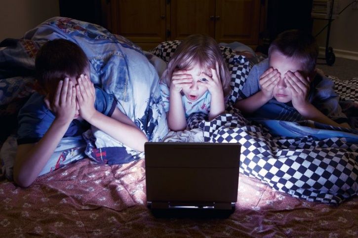 9 Reasons Why The Thrill Of Watching A Scary Movie Can Benefit Your Health  And Well-compassionate children