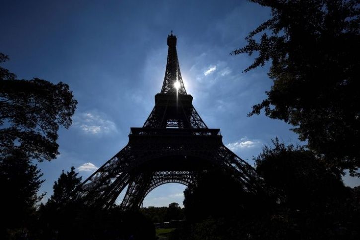 Eiffel Tower Closed