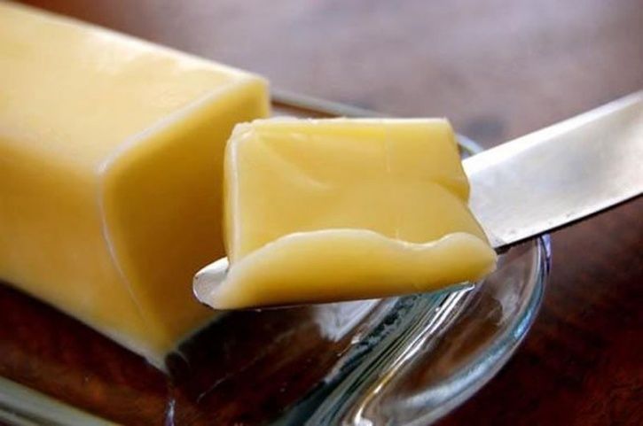 Why Your Homemade White 'Makhan'Is Ideal For Weight Loss And Is Far More Nutritious Than The Yellow Market Variant Why Your Homemade White 'Makhan'Is Ideal For Weight Loss And Is Far More Nutritious Than The Yellow Market Variant
