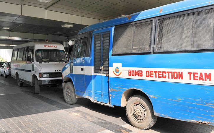 Man Caught With Bombs On Bus To Delhi
