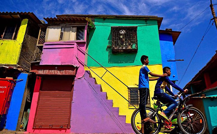 Mumbai Slums Get A Colourful Face Lift