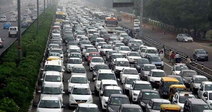 Crazy Sadhu Blocks Busy Road In Delhi, Says 'Measuring The Earth With ...