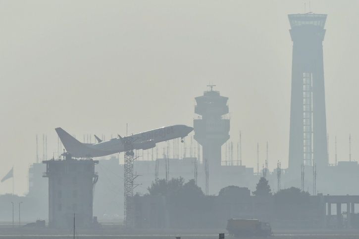 flights, fog, New Delhi, delay, air pollution, CPCB, Indira Gandhi International Airport