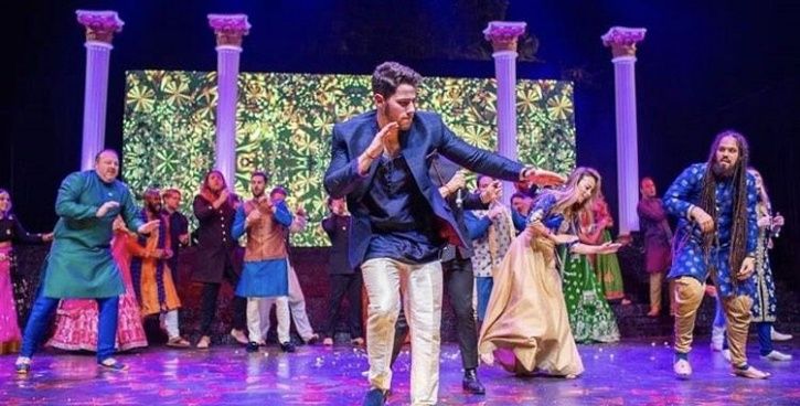 With Song & Dance Competition, PC-Nick Celebrated Their Sangeet In ‘Hum Saath Saath Hain’ Style