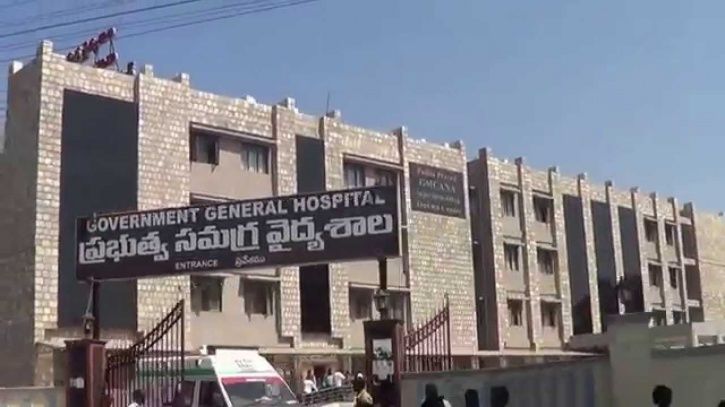 Power Failure Forces Doctors In Andhra Government Hospital To Conduct Operation Under Mobile Torch