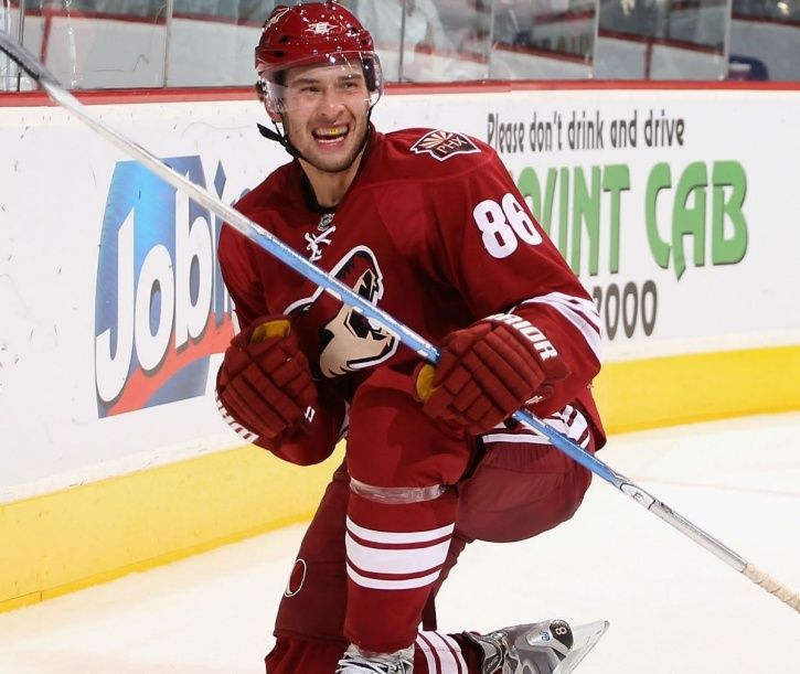 In October 2016 He Broke His Neck, Now This Canadian Ice Hockey Player