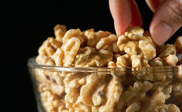 7 Healthy Bedtime Snacks That’ll Help You Sleep Better And Control Your Late-Night Cravings
