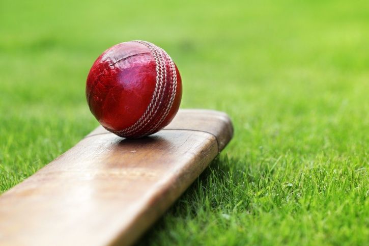 A cricketer dies after being hit by lightning