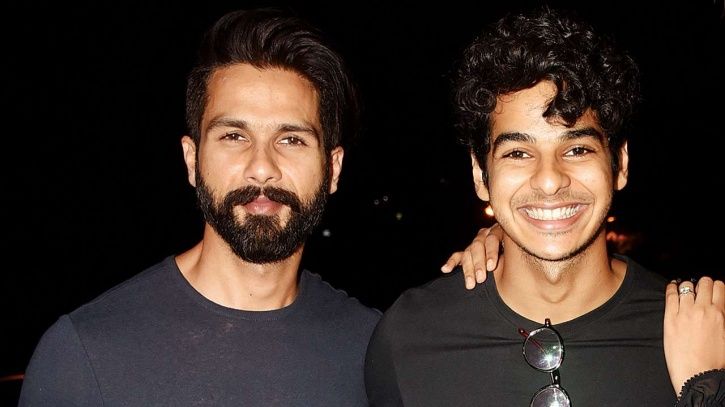 A photo of Shahid Kapoor and his brother Ishaan Khatter who is making his Bollywood debut in Dhadak.