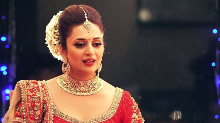  Divyanka Tripathi Makes A Strong Take On Grihalaksmi Controversy, Says ‘Let A Woman Be Woman’