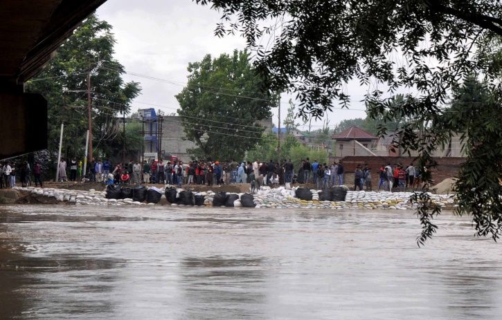 Jhelum river, flood, rains, jammu and kashmir