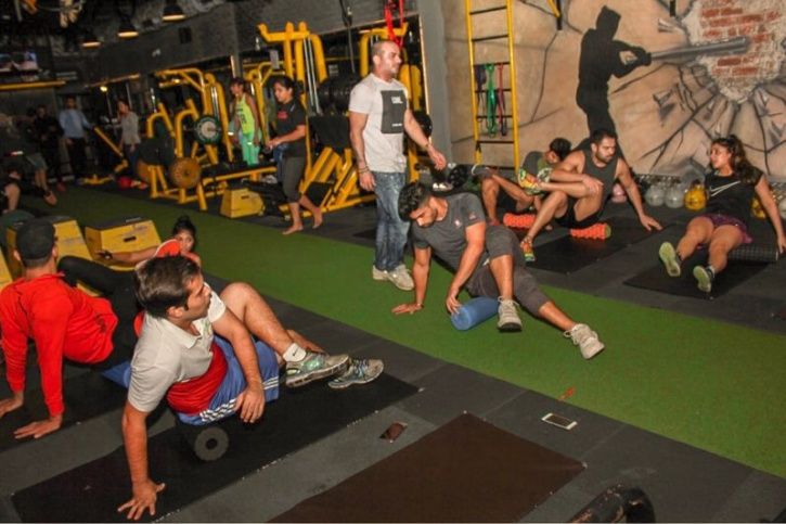 Meet Celebrity Fitness Expert Abbas Ali Who Transformed Shahid Kapoor From Scrawny To Brawny Однажды в индии (2001), бэйби (2015) and у любви нет цены (2002).