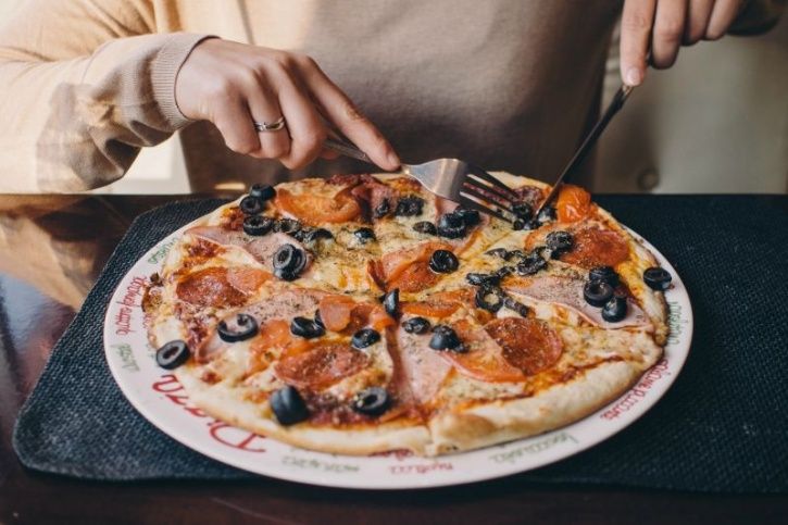 Scientists Have Found The Enzyme That Prevents Fat Build Up From Pizzas And Burgers In The Body